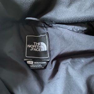 Like new Men’s Aconcagua Vest